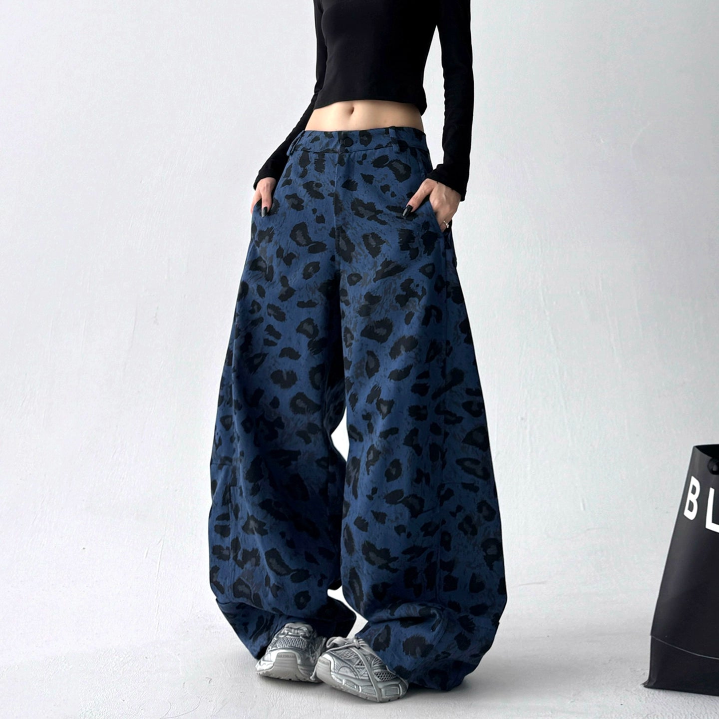 Ирвэсний хээтэй өргөн өмд