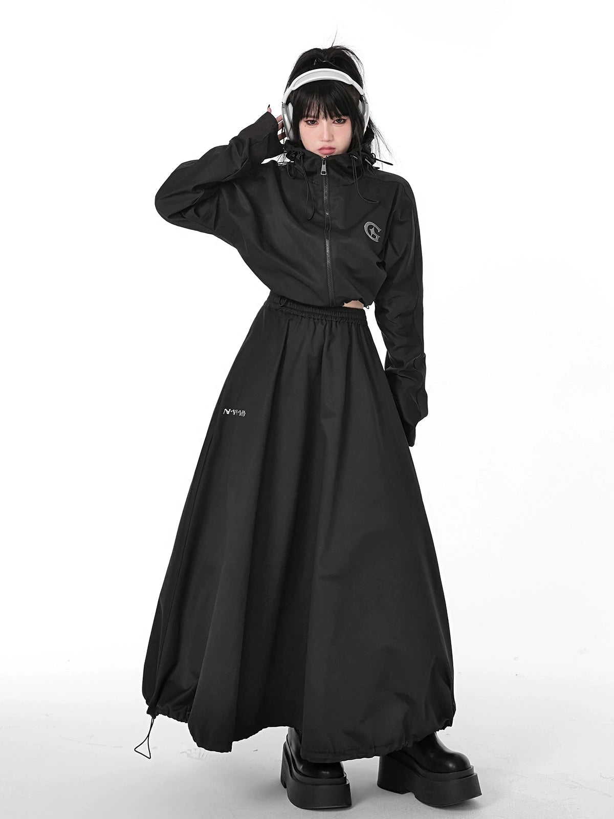 Спортлог урт өргөн юбка