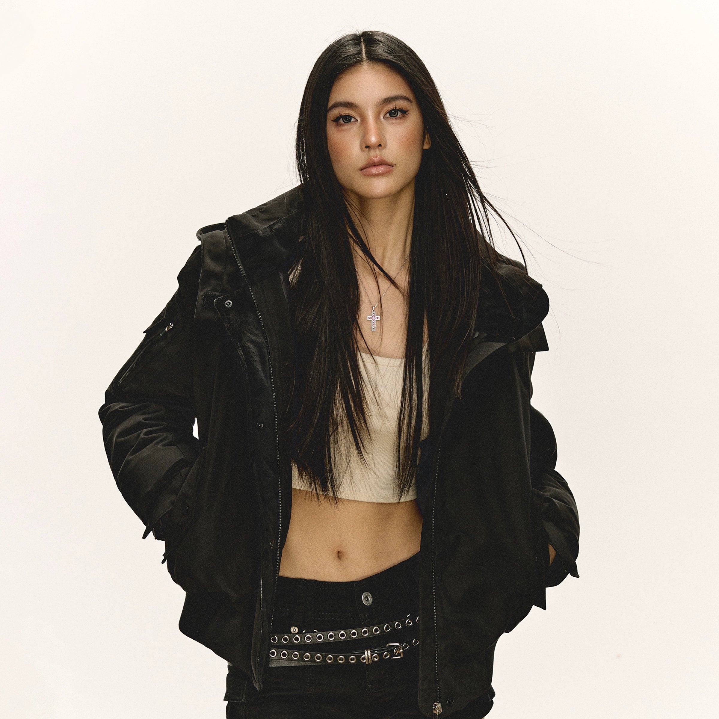 Салдаг малгайтай ноосон хүрэм