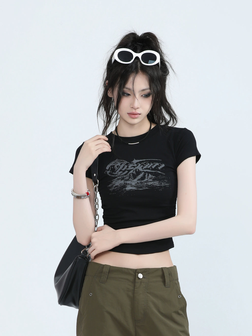 Богино загварлаг  T-shirt 