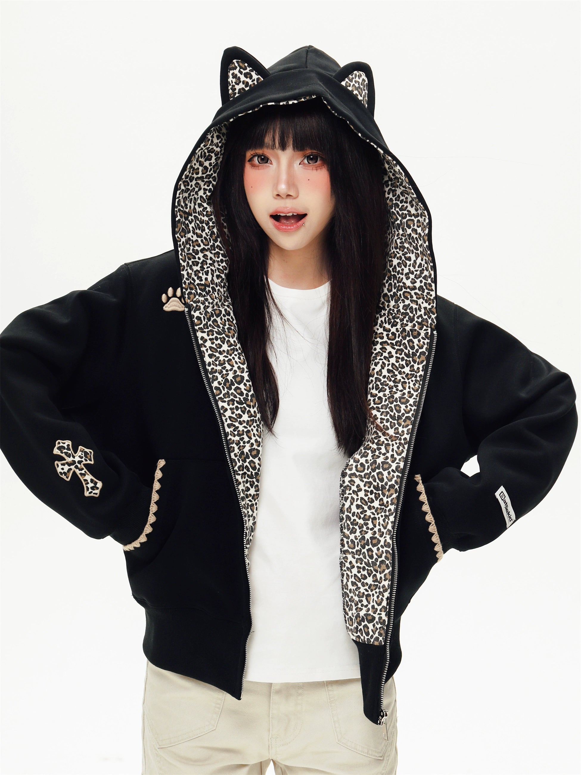 Хээтэй малгайтай цамц