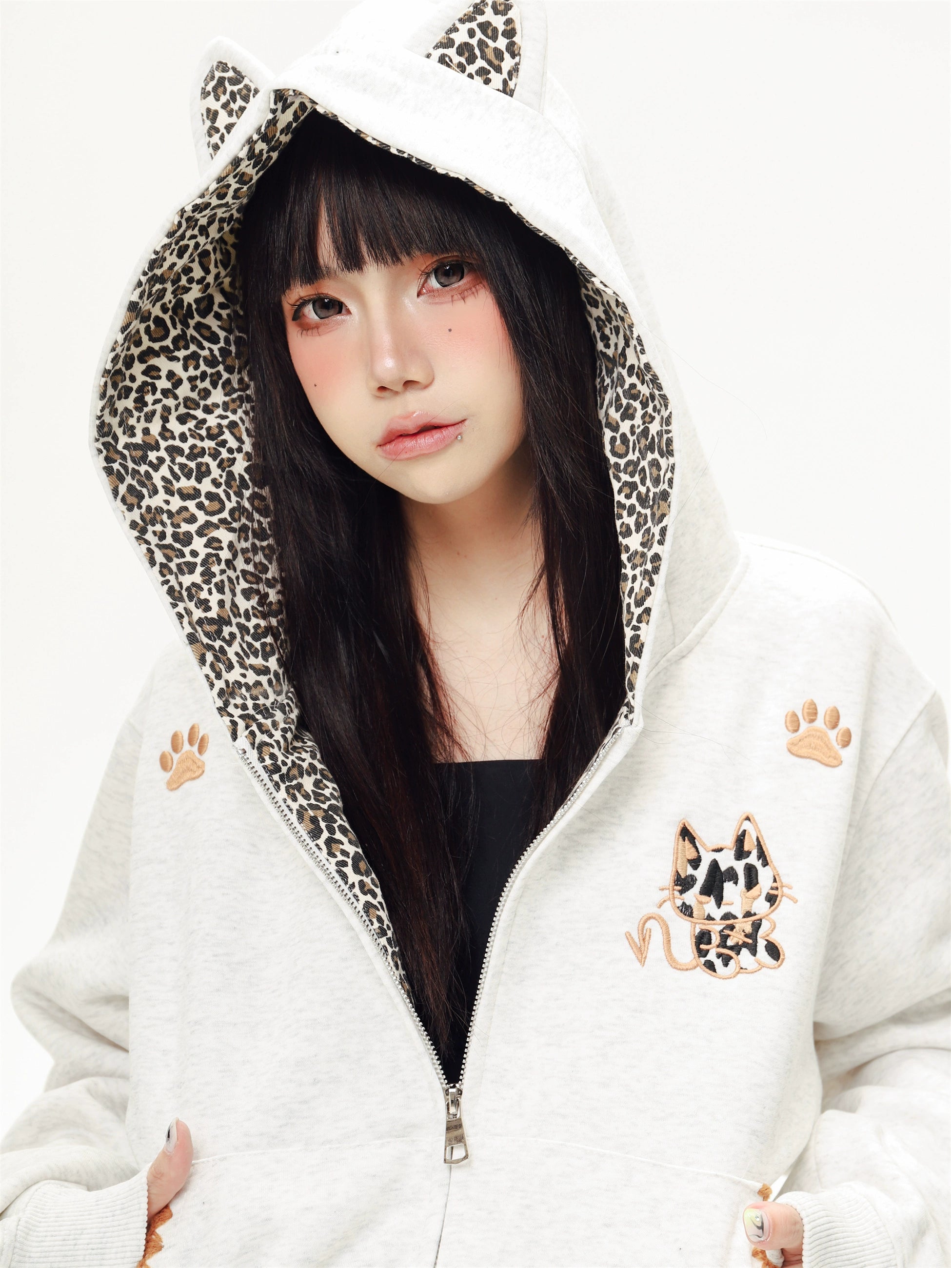 Хээтэй малгайтай цамц